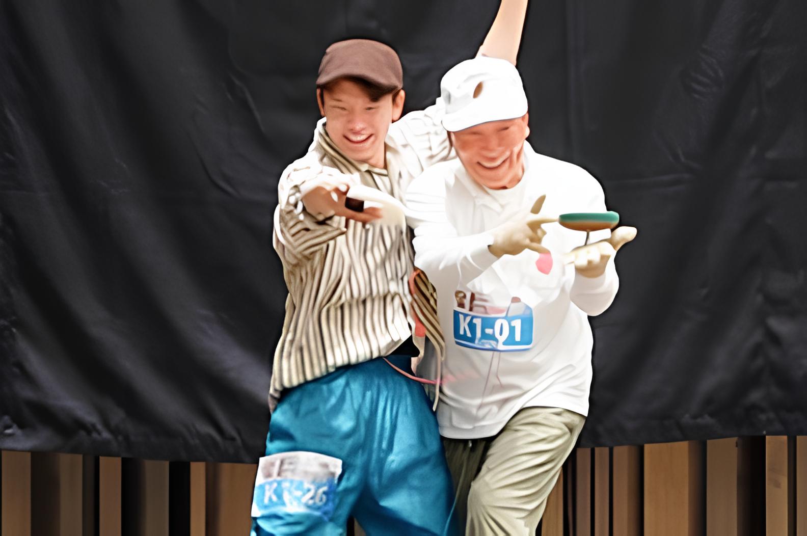 2on2のフリースタイルコマバトル、KAITEN TOURNAMENTに、ちょんかけごま名人で84歳の桃太郎さんとタッグを組み、「桃とトックのスマイル旋風」として出場しました。